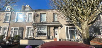 4 bedroom terraced house to rent