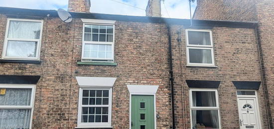 Terraced house to rent in Wellington Street, Ripon, North Yorkshire HG4