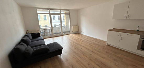 Uni nahes Apartment mit 1,5 Zimmer sofort frei!