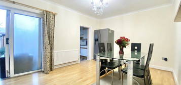 Detached house to rent in Farrance Road, Chadwell Heath RM6