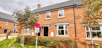 Terraced house to rent in Cowslip Drive, Petersfield, Hampshire GU31