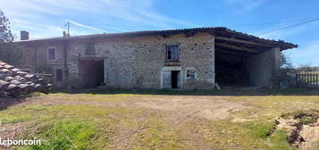 Ferme en pierre VAL REVERMONT