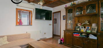 Chalet adosado en venta en calle Jose de Larra