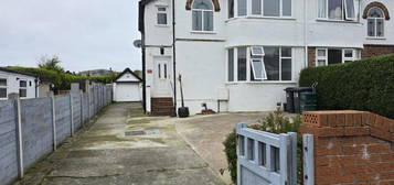 3 bedroom semi-detached house