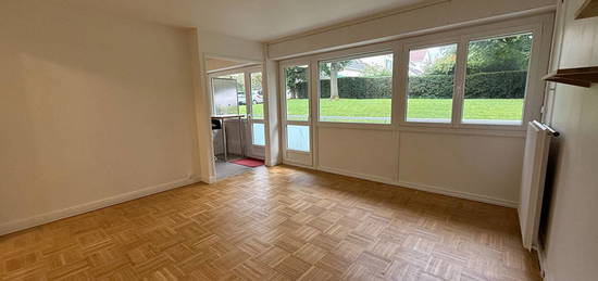 Appartement  à louer, 4 pièces, 3 chambres, 83 m²