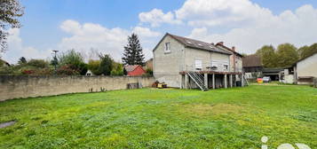 Maison traditionnelle 2 étages  à vendre, 6 pièces, 3 chambres, 200 m²