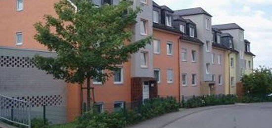 ***Dachgeschosswohnung mit LOGGIA in toller HÖHENLAGE***