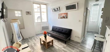 Studio meublé  à louer, 1 pièce, 27 m², Étage 1/3