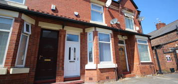 4 bed shared accommodation to rent