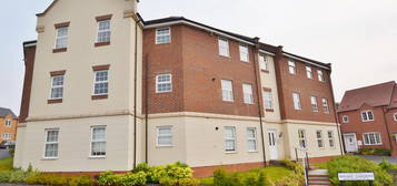 Flat to rent in Wharf Gardens, Bingham, Nottingham, Nottinghamshire NG13