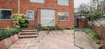 4 bedroom end of terrace house for sale