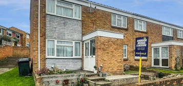 4 bedroom end of terrace house for sale