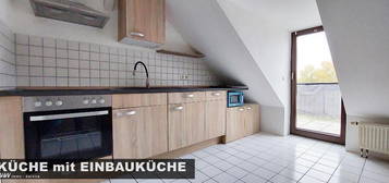 große 3 Zimmer Wohnung mit Balkon und Einbauküche