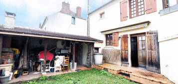 Maison 2 étages  à vendre, 4 pièces, 3 chambres, 75 m²