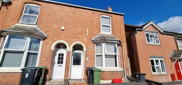 4 bedroom terraced house