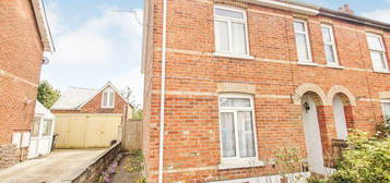 3 bedroom semi-detached house