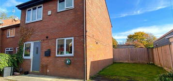 Town house for sale in Goldcraft Close, Heywood, Greater Manchester OL10