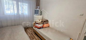 Apartament 1 camera zona General, parter, cu balcon