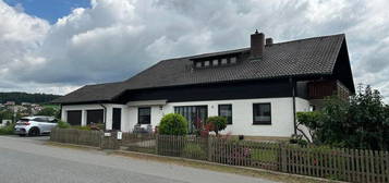 Einfamilienhaus mit ELW in Cham (Windischbergerdorf)