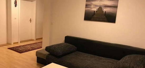 Geschmackvolle, modernisierte 2-Zimmer-Wohnung mit Einbauküche in Heidelberg