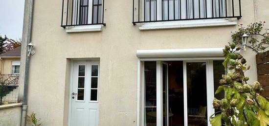 Maison  à vendre, 4 pièces, 2 chambres, 77 m²