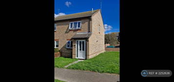 2 bedroom semi-detached house