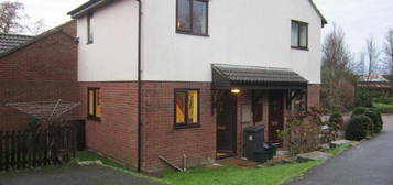 1 bedroom semi-detached house to rent