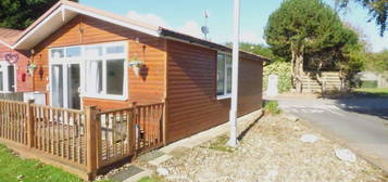 2 bed mobile/park home for sale