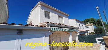 Casa adosada en venta en Carrer Sant Briu, Riells