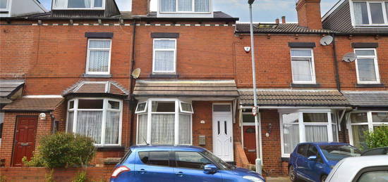 4 bed terraced house for sale