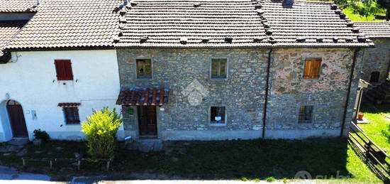 CASA SEMINDIPENDENTE A SAN MARCELLO PITEGLIO