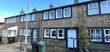 2 bedroom terraced house