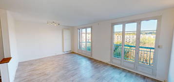 Location appartement 4 pièces 71 m²