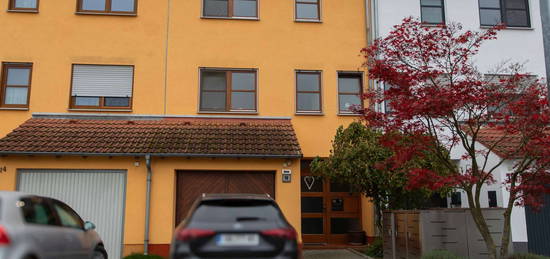 Familienfreundliches Reihenmittelhaus mit Garage in Dietzenbach-Steinberg!