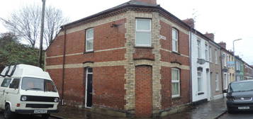 3 bed end terrace house to rent