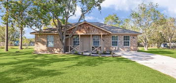 12415 Ponderosa Pl, Santa Fe, TX 77539