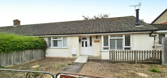 2 bedroom semi-detached bungalow for sale