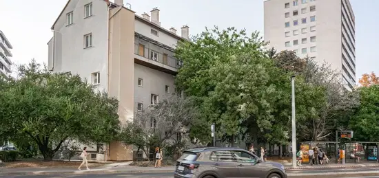 Na predaj jedinečný 2-izbový byt s balkónom na Miletičovej ulici