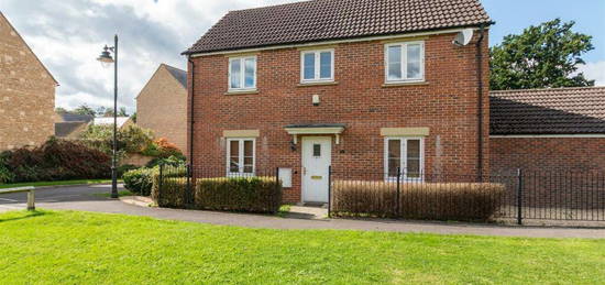 4 bedroom detached house