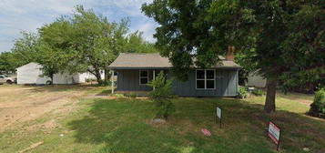 107 E  Elm St S, Skiatook, OK 74070