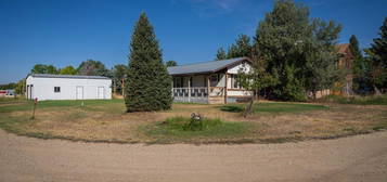 123 Medicine Lodge Street St, Hyattville, WY 82428