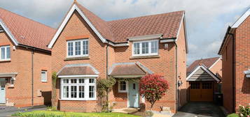 4 bedroom detached house to rent