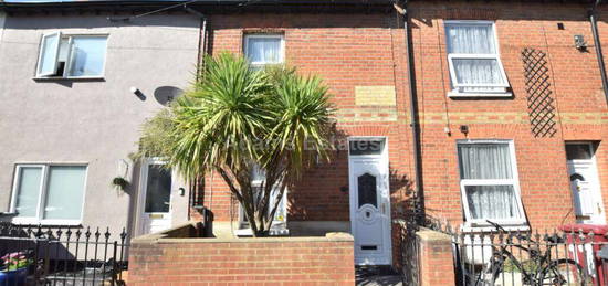 3 bedroom terraced house