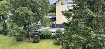 Schöne, top-renovierte 2 Zimmer-Wohnung mit Südbalkon