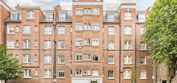 Studio for sale in Sandwich Street, London WC1H