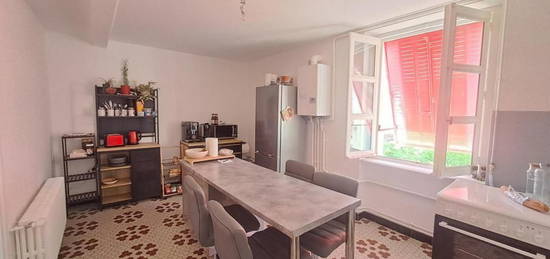 Location appartement 3 pièces 80 m²