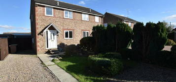 2 bedroom semi-detached house for sale