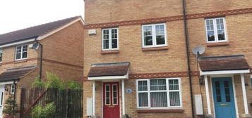 5 bedroom semi-detached house