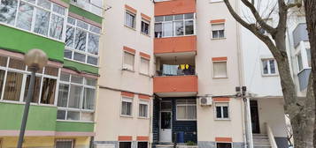 Apartamento em Oeiras, Queijas