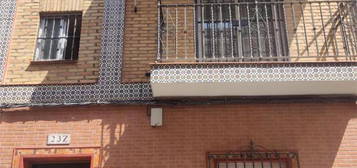 Piso en venta en Calle Castilleja de la Cuesta, 23, Palmete